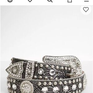 Blazin Roxx Women’s Embellished Black and Silver Western Belt